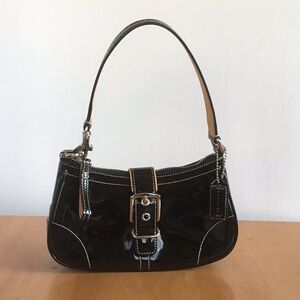 Coach demi hampton black patent leather buckle flap shoulder bag